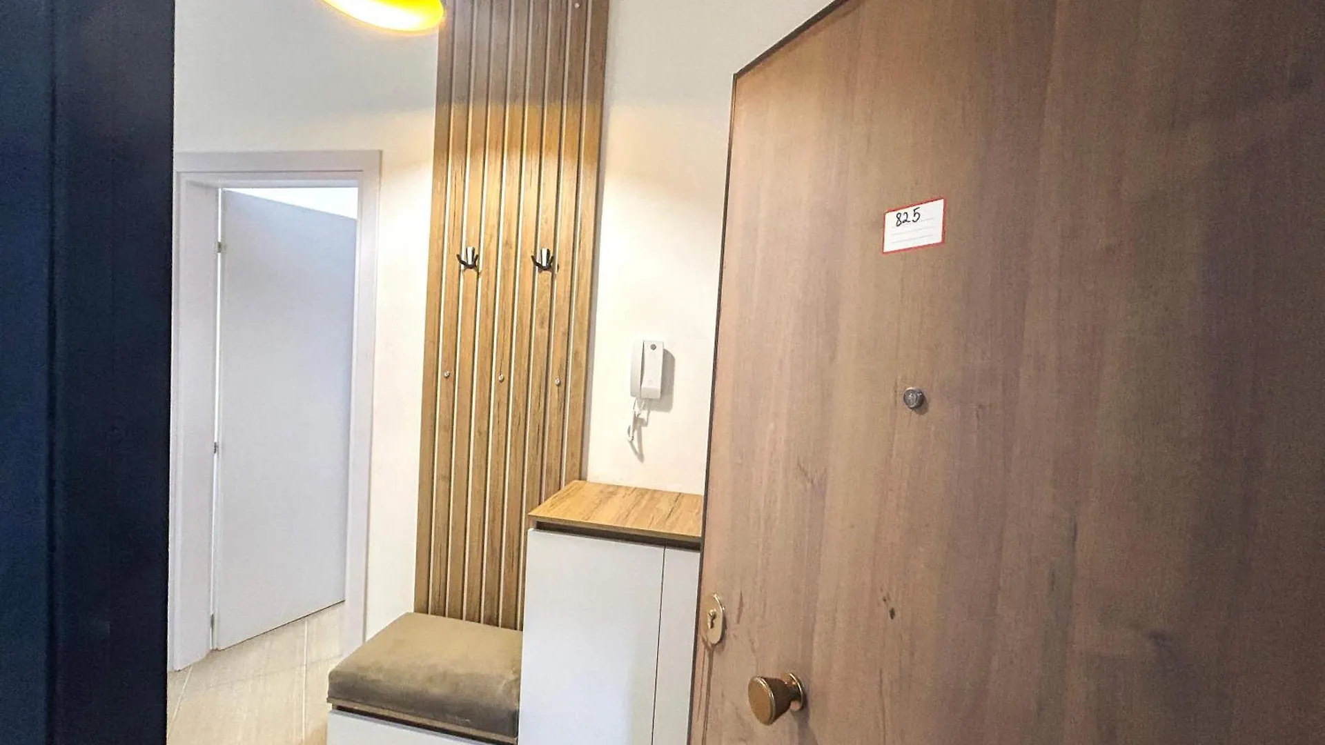Hotel Genius 825 Golem  Zajazd Golem (Tirana)